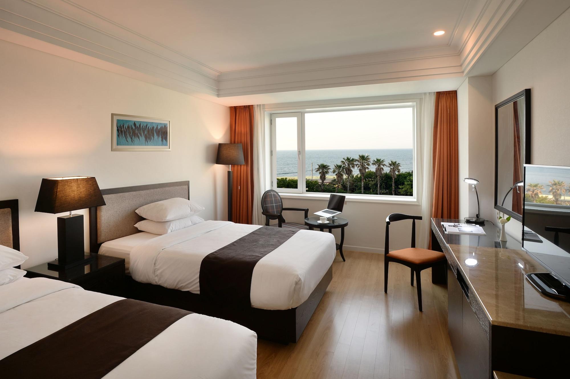 Jeju Oriental Hotel & Casino Екстер'єр фото