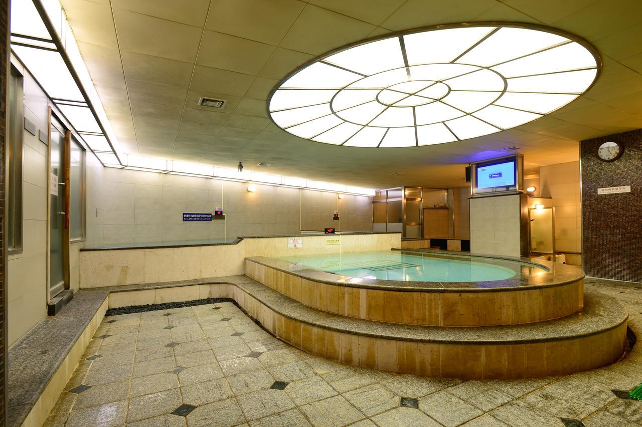 Jeju Oriental Hotel & Casino Екстер'єр фото