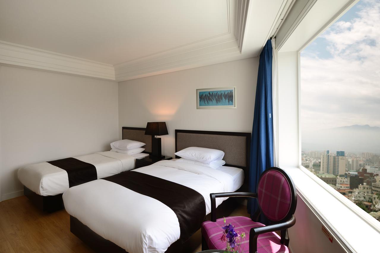 Jeju Oriental Hotel & Casino Екстер'єр фото