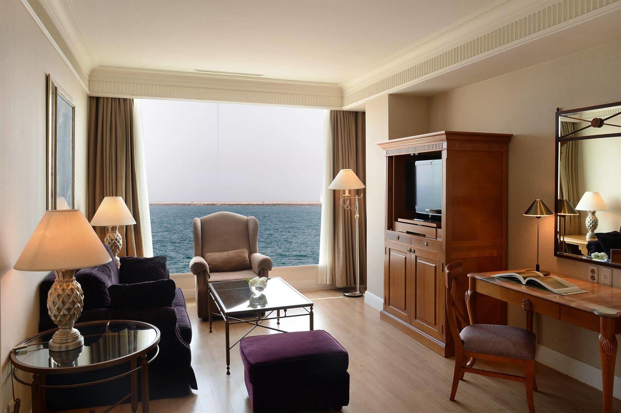Jeju Oriental Hotel & Casino Екстер'єр фото